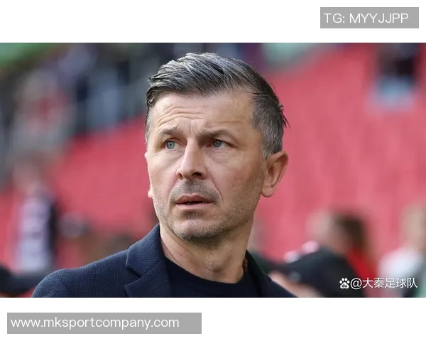 德天空报道门兴与尤伦迪奇接触施罗德仍为首选教练人选 德天空报道门兴与尤伦迪奇接触施罗德仍为首选教练人选