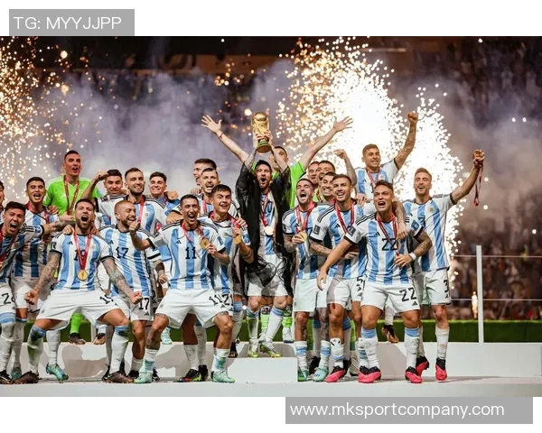 梅西挺身而出对抗肘击事件教育阿根廷老乡维护比赛公正 梅西挺身而出对抗肘击事件教育阿根廷老乡维护比赛公正