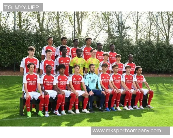 罗马诺透露15岁道曼与阿森纳续约未来职业合同已达成一致