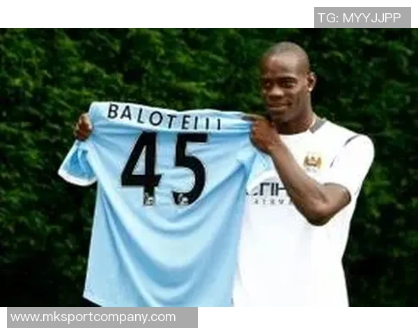 巴洛特利回忆曼城训练艰苦经历几乎让他崩溃无暇喝水