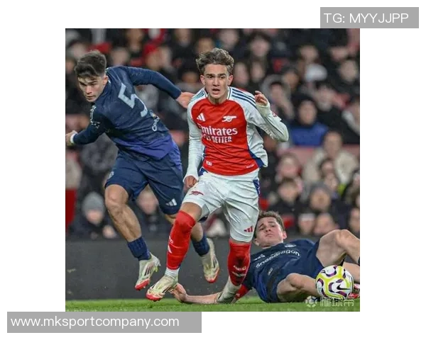 罗马诺透露15岁道曼与阿森纳续约未来职业合同已达成一致