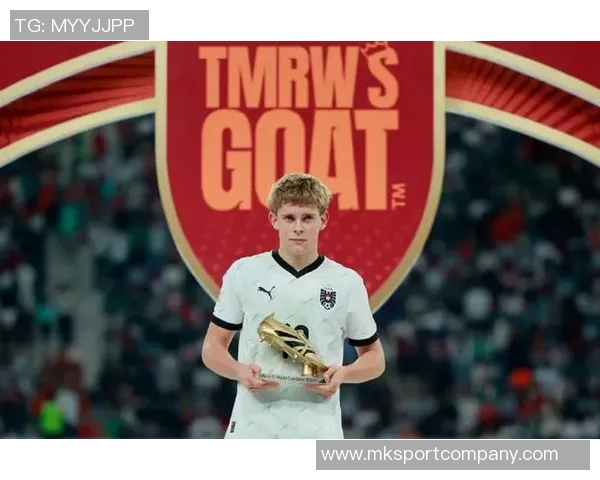 哈维亲自颁奖葡萄牙小将马特乌斯米德荣获U17世界杯金球奖