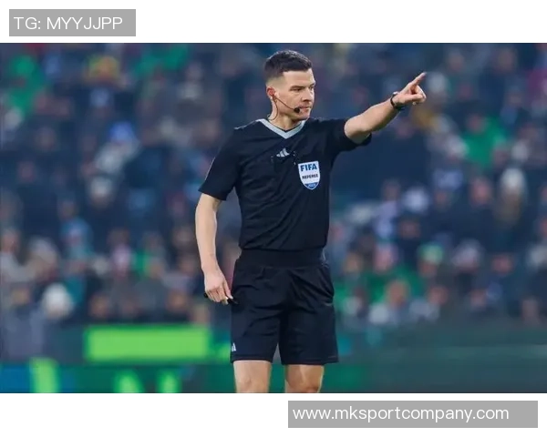 法国裁判莱特西耶执法利雅得德比曾执法欧洲杯决赛引关注 法国裁判莱特西耶执法利雅得德比曾执法欧洲杯决赛引关注