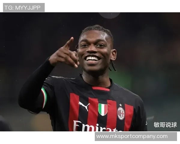 莱奥提前回归米兰积极训练全力争取重返首发阵容 莱奥提前回归米兰积极训练全力争取重返首发阵容