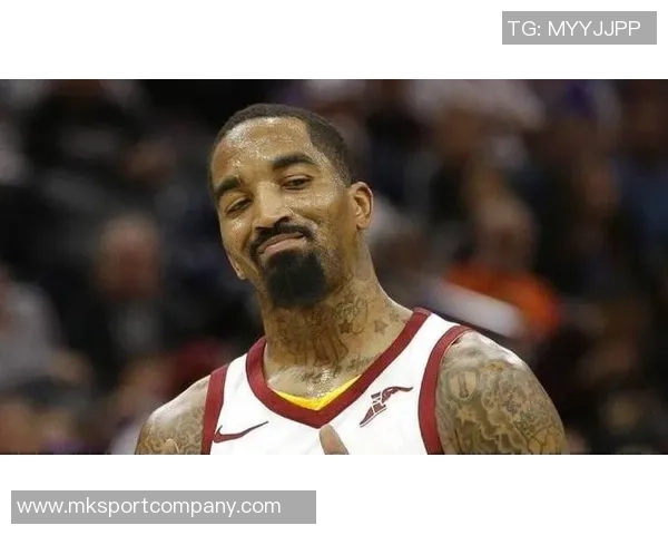 JR承认老詹仍对他不满但称赞其为历史最佳球员 JR承认老詹仍对他不满但称赞其为历史最佳球员