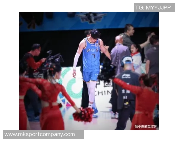 媒体人分析曾凡博吸引中国球迷的影响NBA之旅即将画上句号 媒体人分析曾凡博吸引中国球迷的影响NBA之旅即将画上句号