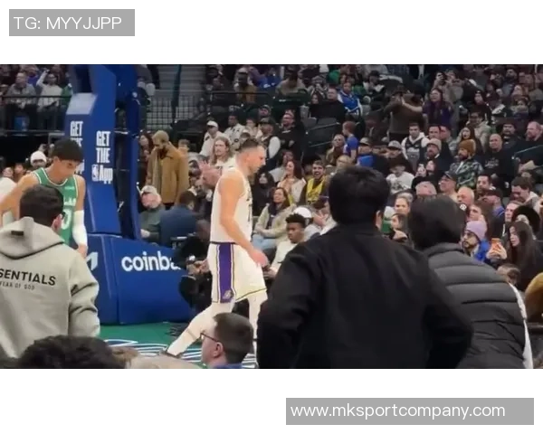 东契奇带队团建活动艾顿分享全明星首次体验感受